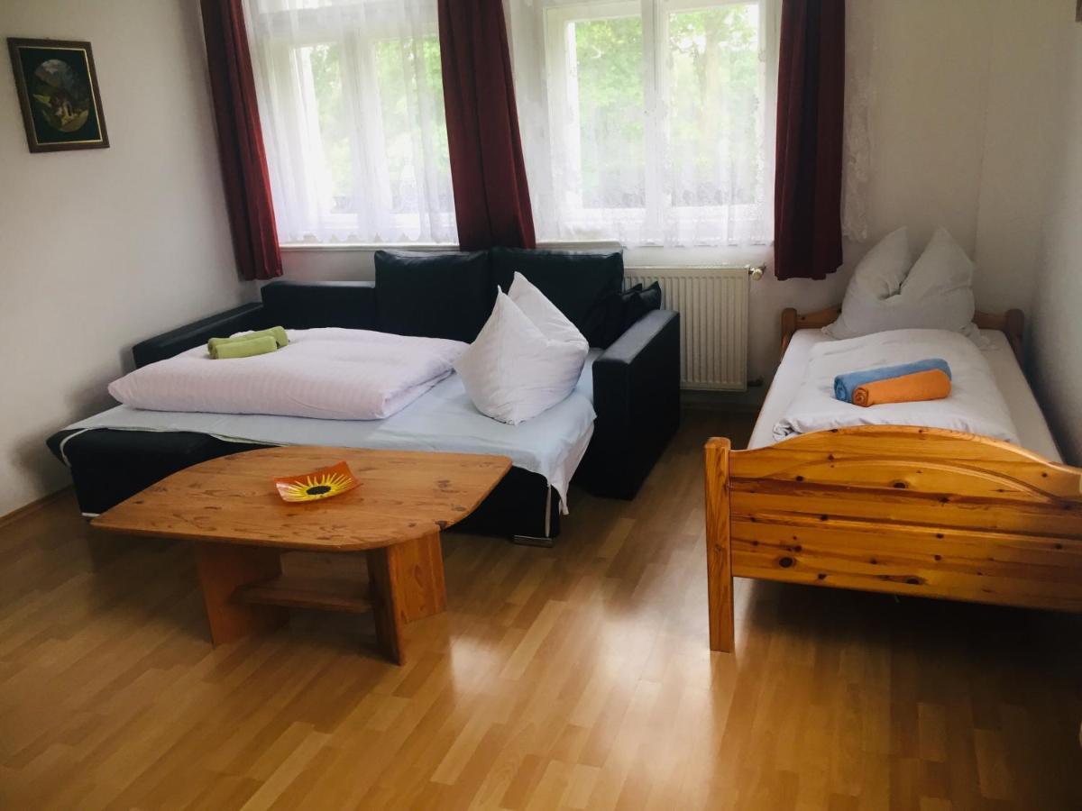 Apartmany Natalie Františkovy Lázně Exteriör bild
